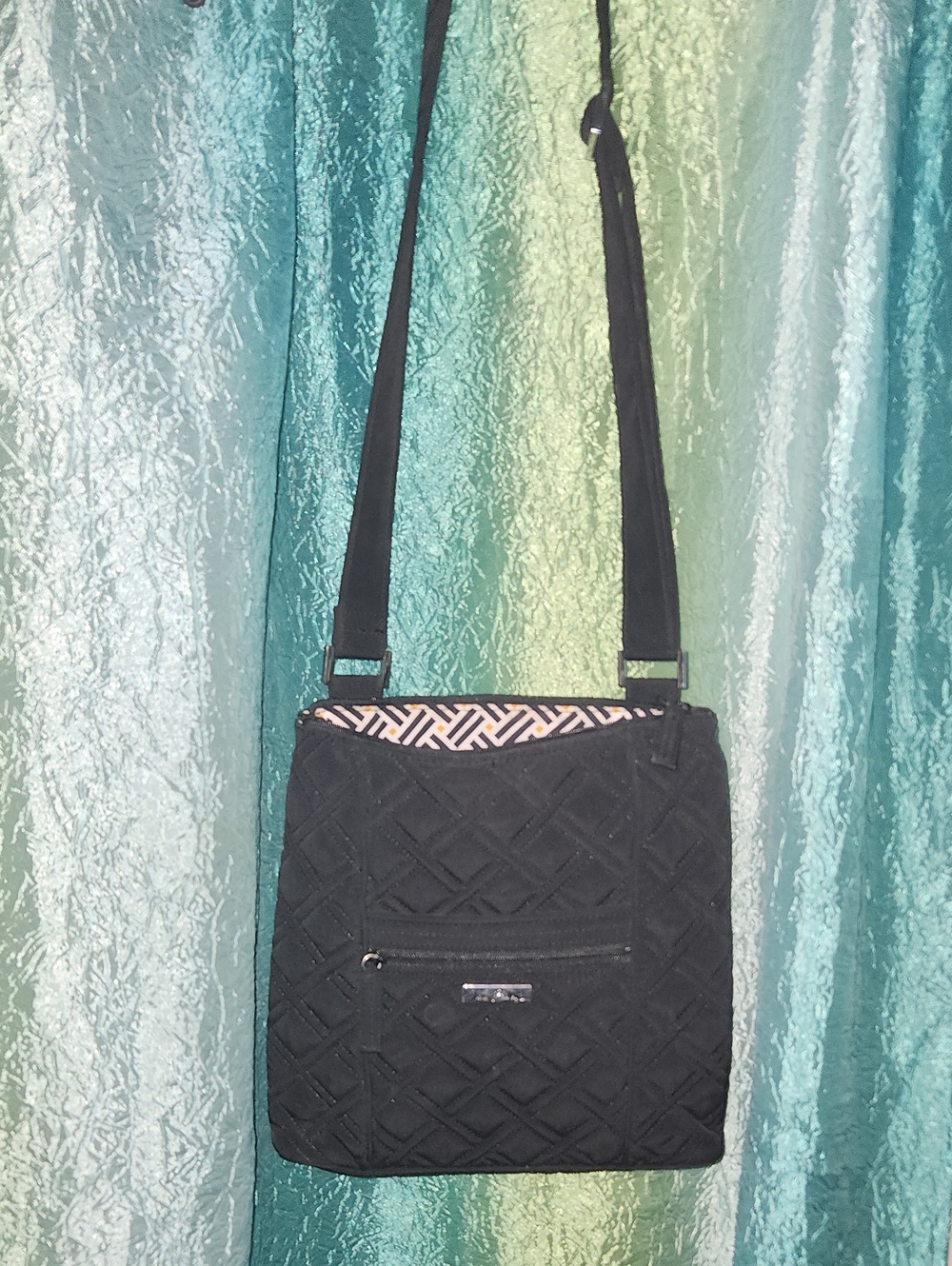 VERA BRADLEY Black Quilted Crossbody Bag with Patterned Lining